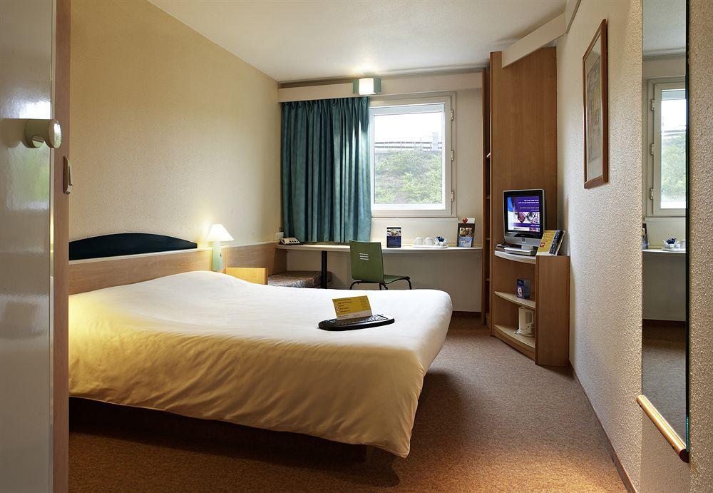 Ibis London Thurrock M25 3*